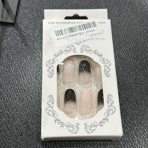 Long Oval Fake Press On Nails Decor Nails Full Cover French White Black Gradient - Picture 3 of 7